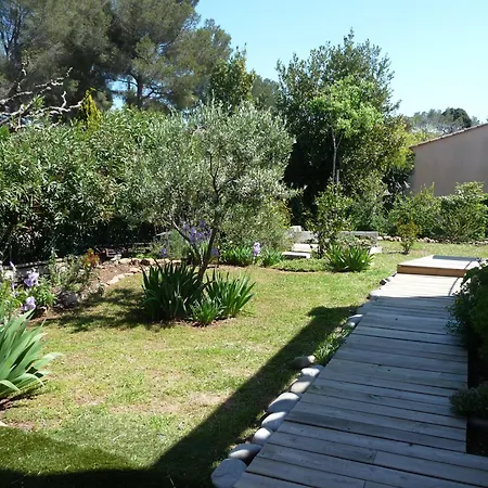 别墅 Iris, Climatisee Avec 4 Et Piscine A Boulouris Sur *