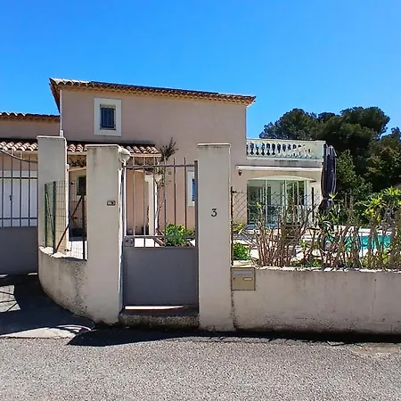 别墅 Iris, Climatisee Avec 4 Et Piscine A Boulouris Sur